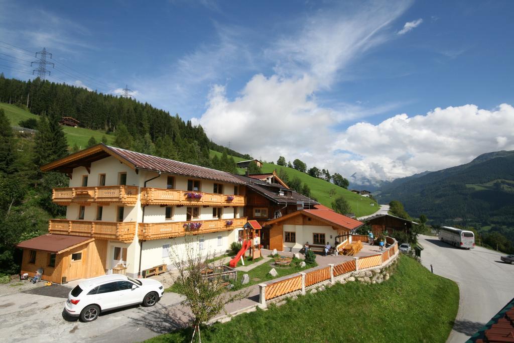 Alpengasthof Enzianhof Zell am Ziller Exterior foto